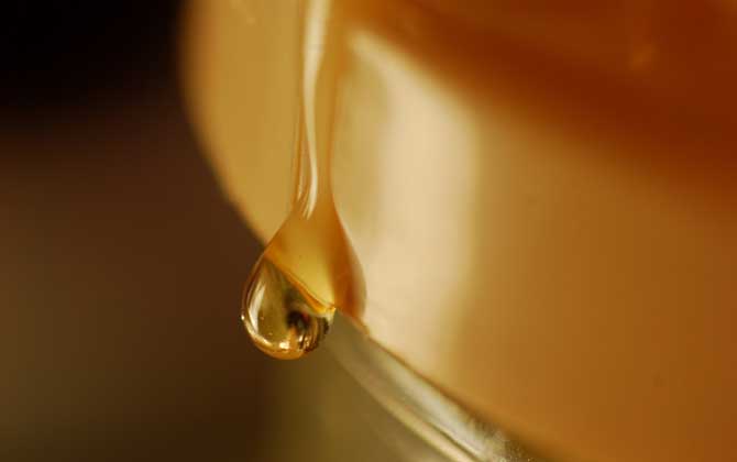 蜂蜜可以用來洗臉嗎? 蜂蜜