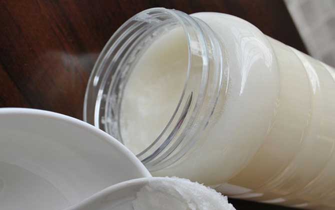 蜂蜜變質(zhì)是什么樣子的?蜂蜜有這幾個(gè)現(xiàn)象,說明蜂蜜已經(jīng)變質(zhì)了! 蜂蜜