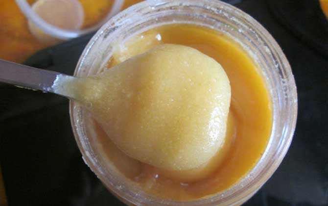 經(jīng)常喝蜂蜜好嗎?喝蜂蜜的這8大好處,只有常喝蜂蜜的人才知道! 蜂蜜