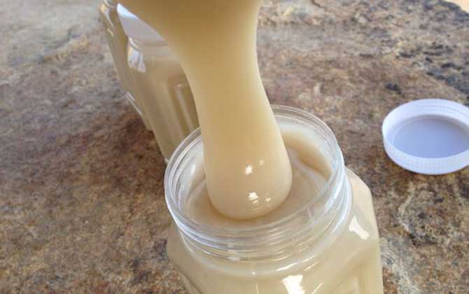 蛋清蜂蜜面膜怎么做?不但做法簡(jiǎn)單,而且還有顯著的美容功效! 蜂蜜