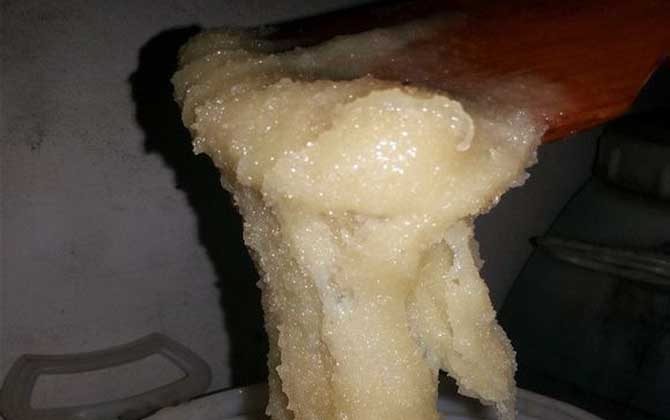 蛋清蜂蜜面膜怎么做?不但做法簡(jiǎn)單,而且還有顯著的美容功效! 蜂蜜