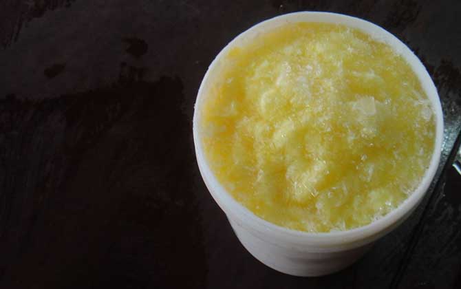 蜂產(chǎn)品有哪些種類?不僅僅只有蜂蜜,有些蜂產(chǎn)品比蜂蜜還要值錢! 蜂王漿