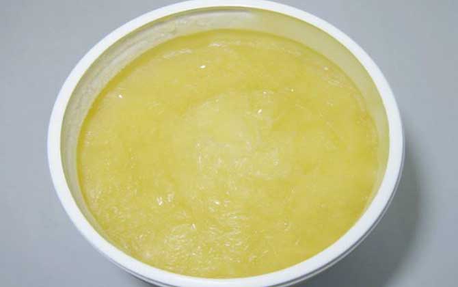 蜂王漿的作用與功效有哪些?經常吃些蜂王漿,這5個好處跑不了! 蜂王漿