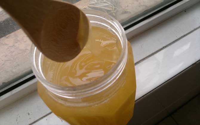 蜂蜜的正確儲存方法,像這樣保存蜂蜜,放多長時間都不會變質(zhì)! 蜂蜜