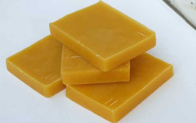 蜂蠟的用途與禁忌,正確使用能美容護膚,但要注意禁忌人群! 蜂蠟