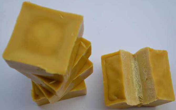 蜂蠟的作用與功效及吃法,正確食用能美容,過量食用反而有害! 蜂蠟