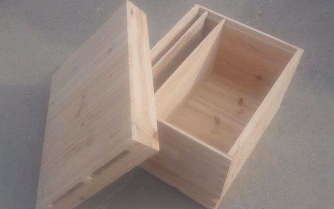 養(yǎng)蜂需要哪些工具? 蜂箱
