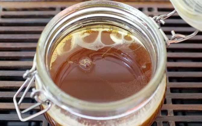 黨參蜂蜜的功效與作用及食用方法 黨參蜂蜜