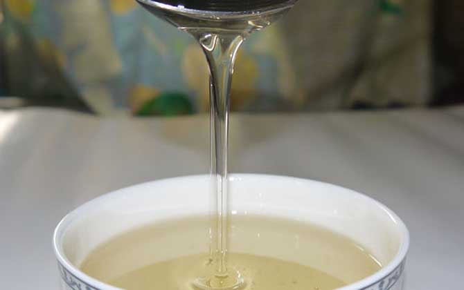 油菜花蜜的功效與作用及食用方法 油菜花蜜