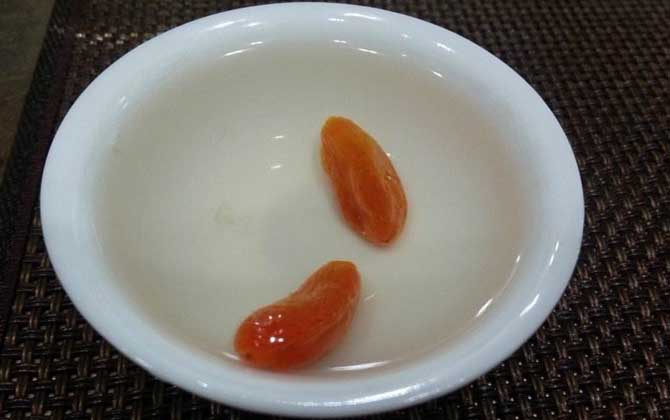 蜂蜜枸杞茶的功效及簡(jiǎn)單做法 蜂蜜枸杞茶