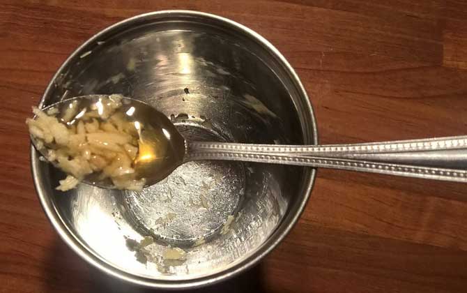 菊花茶加蜂蜜有什么好處和禁忌? 蜂蜜