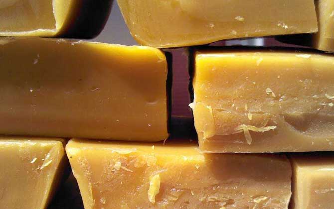 蜂蠟的功效與作用及食用方法 蜂蠟