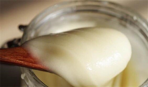 蜂蜜摻糖漿容易結(jié)晶，是真的嗎?