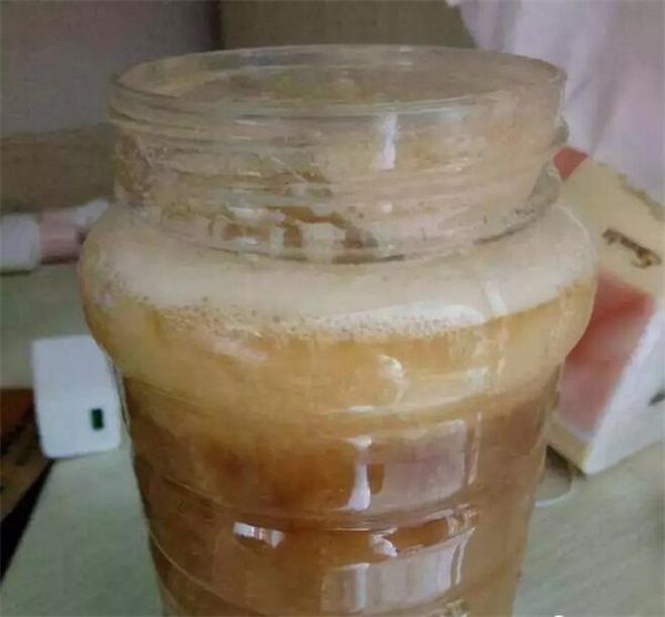蜂蜜變質(zhì)了還有什么用處(如何處理變質(zhì)的蜂蜜) 蜂蜜變質(zhì)了還有什么用處(如何處理變質(zhì)的蜂蜜)