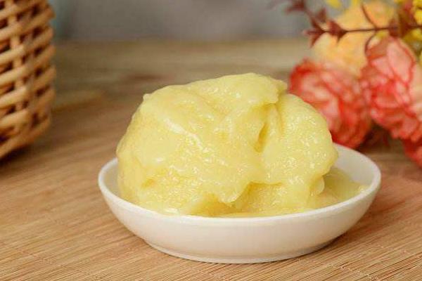 蜂王漿的禁忌(蜂王漿的作用和功效及禁忌人群) 蜂王漿的禁忌(蜂王漿的作用和功效及禁忌人群)