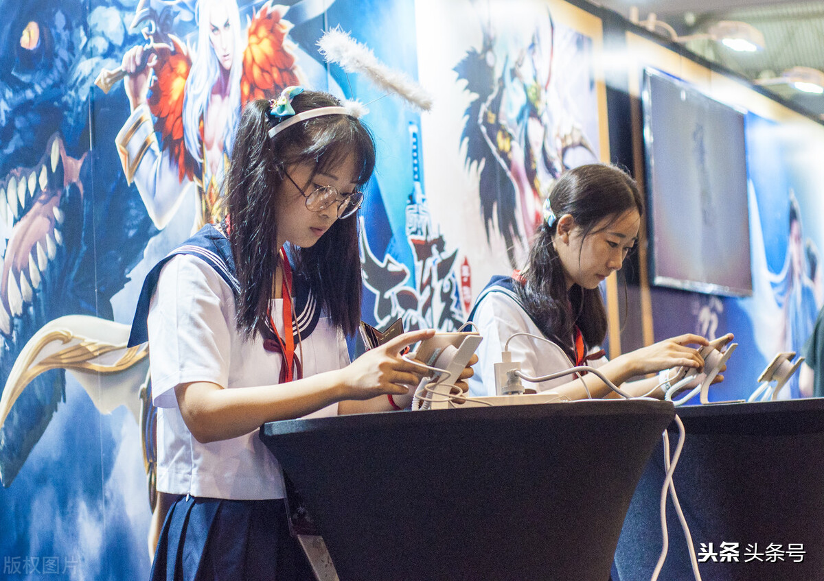 英雄聯(lián)盟手游能碾壓王者榮耀嗎？