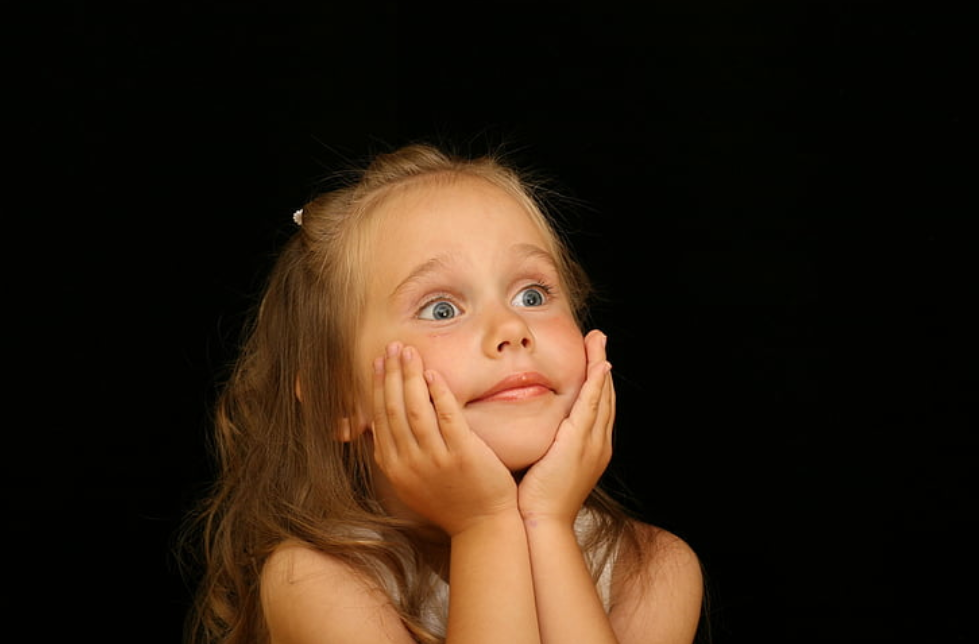 “媽媽，月亮上有沒嫦娥？”中秋節寶寶靈魂發問，媽媽的回答很贊