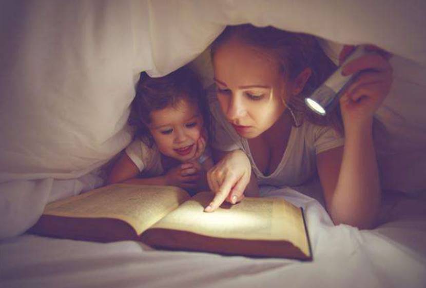 “媽媽，月亮上有沒嫦娥？”中秋節寶寶靈魂發問，媽媽的回答很贊