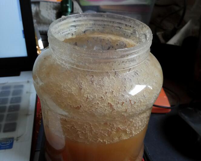 正常蜂蜜有沒有保質(zhì)期限？(保質(zhì)期過了能吃嗎)