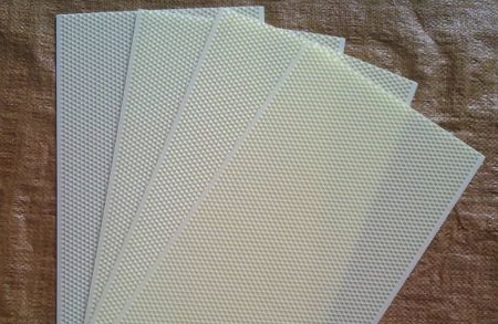 塑料巢礎好用嗎(塑料巢礎的優缺點) 塑料巢礎好用嗎(塑料巢礎的優缺點)