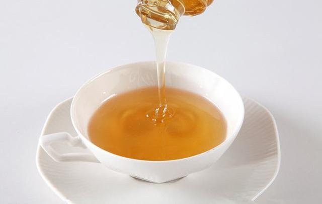 偵查蜂會(huì)在蜂箱過夜嗎(偵查蜂一般幾點(diǎn)偵查) 偵查蜂會(huì)在蜂箱過夜嗎(偵查蜂一般幾點(diǎn)偵查)