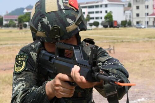 “00后”戰士,一等功 “00后”戰士,一等功