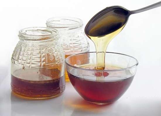 蜜蜂喂白糖水能加快繁殖(小蜂群喂養糖水能加快繁殖嗎 蜜蜂喂白糖水能加快繁殖(小蜂群喂養糖水能加快繁殖嗎