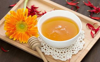 坐月子可以喝蜂蜜水嗎(月子里喝蜂蜜的好處) 坐月子可以喝蜂蜜水嗎(月子里喝蜂蜜的好處)