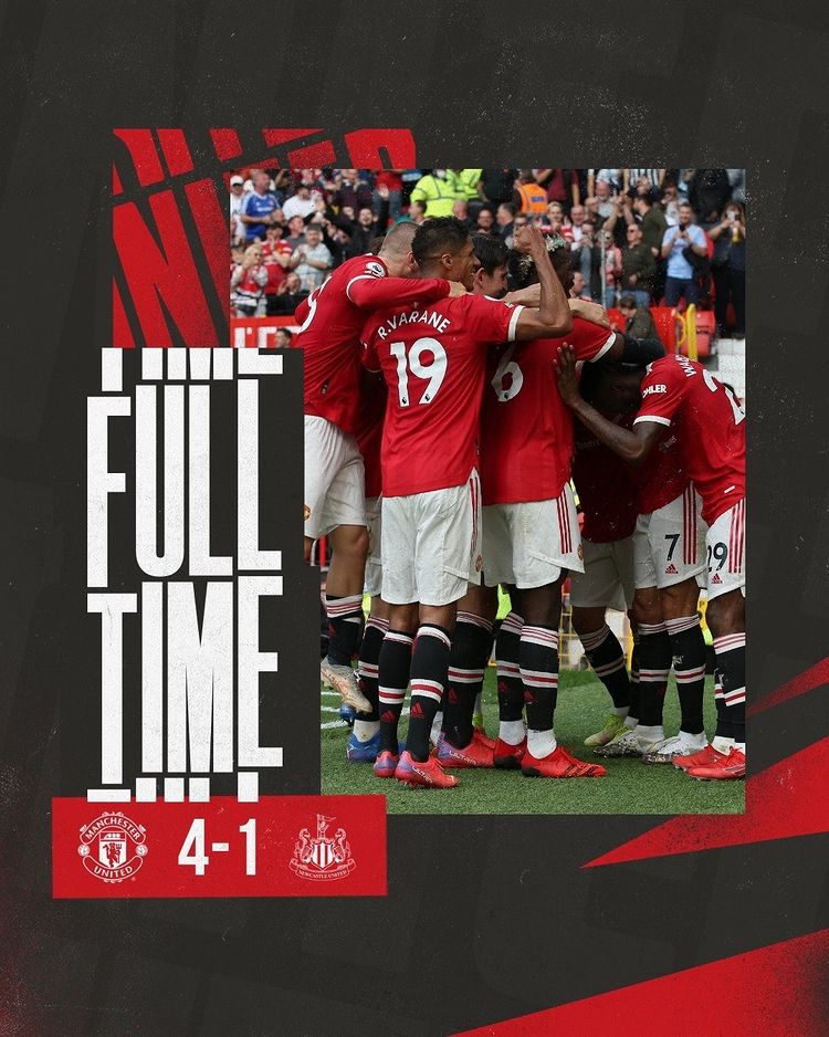 C羅回歸曼聯(lián)首秀梅開(kāi)二度 無(wú)可挑剔!C羅首秀梅開(kāi)二度,一夜刷爆N多紀(jì)錄,曼聯(lián)簽下他賺大了