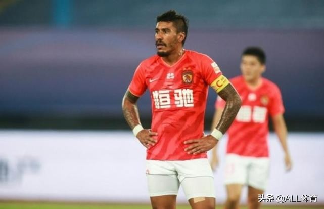 只踢4場(chǎng)就解約！吉達(dá)國(guó)民俱樂(lè)部官宣，33歲保利尼奧正式離隊(duì)