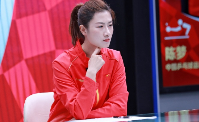 丁寧退役入學北大 丁寧正式宣布退役,入學成為北大研究生,卻引發眾人熱議