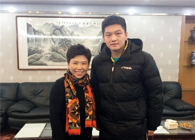 鄧亞萍批評(píng)奏效！樊振東開(kāi)竅逆轉(zhuǎn)奪冠，原來(lái)?yè)魯●R龍靠的就這兩招