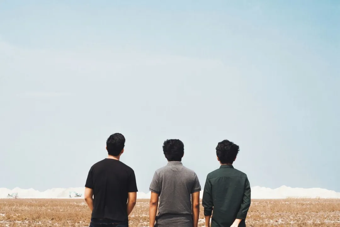 人到中年,朋友越少,生活越好 人到中年,朋友越少,生活越好