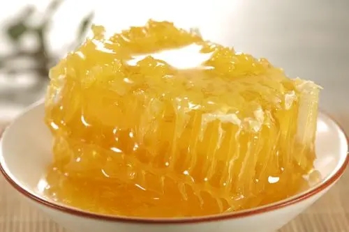 吃蜂蜜對胃有好處嗎(什么時候吃蜂蜜對胃有好處) 吃蜂蜜對胃有好處嗎(什么時候吃蜂蜜對胃有好處)