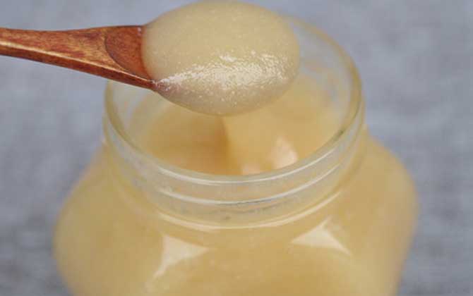 鴨腳木蜜是涼性的嗎(鴨腳木蜜的蜂蜜特性) 鴨腳木蜜是涼性的嗎(鴨腳木蜜的蜂蜜特性)