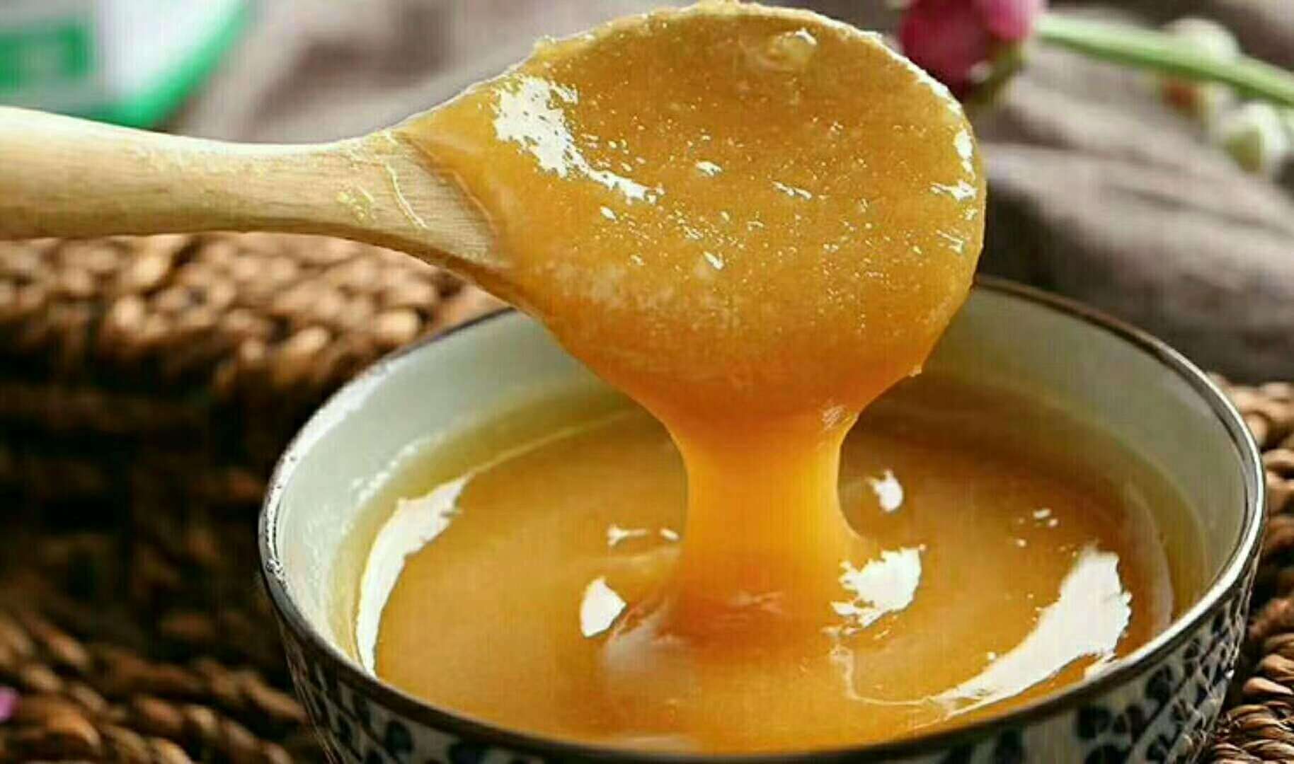 韭菜和蜂蜜一起吃相克嗎(韭菜和蜂蜜會引起中毒癥狀嗎) 韭菜和蜂蜜一起吃相克嗎(韭菜和蜂蜜會引起中毒癥狀嗎)