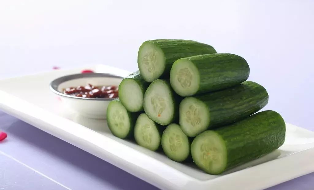 黃瓜的英文是什么(黃瓜英文的讀法和例句) 黃瓜的英文是什么(黃瓜英文的讀法和例句)