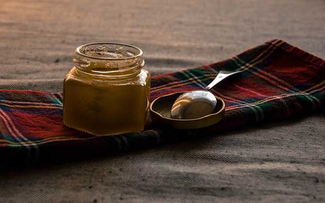 孕婦可以喝蜂蜜嗎？肯定能喝，經常喝對自身和胎兒都大有好處！