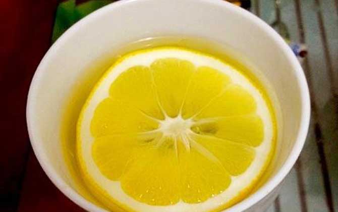 早上空腹喝蜂蜜檸檬水好嗎？