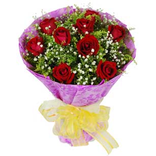 9朵玫瑰代表什么意思（九朵玫瑰的花語(yǔ)含義及適合送的對(duì)象）